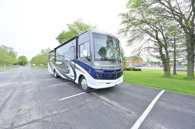 2022 Fleetwood Bounder 36F